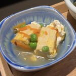 おばんざいと酒 くらすと - 高野豆腐の煮物