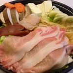 寿司の居酒屋 甚 - 特製よせ鍋　1人前　900円