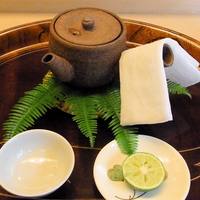 京懐石 吉泉 - お椀／鱧と松茸の土瓶蒸し