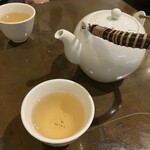 中国家常菜 燕郷房 - 無料のジャスミン茶