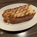 イタリア料理 ソンニャ トーレ - フォカッチャはモッチモチ