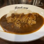 ヨツバカリー - チキンカリーは600円