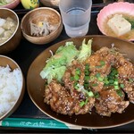 Shokudou Kurabu Yoshibi - 油淋鶏定食