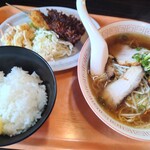 平和園 - ラーメン定食（チャーシュー麺）
