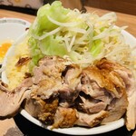 豚山 - 小豚　ニンニクとヤサイ両方マシマシ