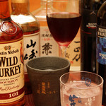 うまいもん酒場 雫 - 料理写真:ワインやハイボールなどアルコールは各種用意しています