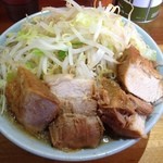 ラーメン髭 - チャーシューメン 800円 2013.11.23