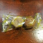 キッチン ブルー グローブ - お菓子のアップ