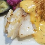 キッチン ブルー グローブ - ほろほろな真鱈ポワレ