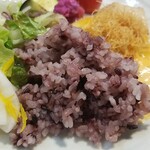 キッチン ブルー グローブ - 黒米、柚子の効いたカブのお新香が合います