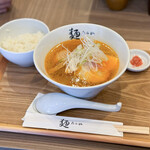 蕎麦うら山 - 海老塩ラーメン + 煮玉子☆
