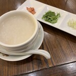 菜香新館 - 絶品お粥