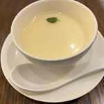 菜香新館 - 濃厚な杏仁豆腐