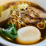 醤油ラーメン しのわ - メニュー:味玉ラーメン ¥840(税込)