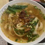 功夫 蘭州ラーメン 中華料理 - 231211月　大阪　功夫 蘭州ラーメン 中華料理　台湾牛肉麺（刀削麺）900円