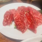 A5黒毛和牛 焼肉食べ放題 肉々苑 - 