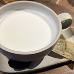 TOKYO FARM VILLAGE FARM BASEL - ホットミルク