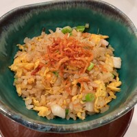赤坂璃宮 赤坂本店 - 海鮮チャーハン