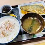 茂利多屋 - さばの味噌煮定食（630円）