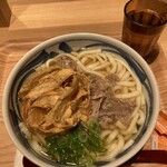 Dashi Cha Duke Purasu Niku Udon En - 