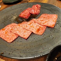 焼肉ホルモン 新井屋 にかい - 