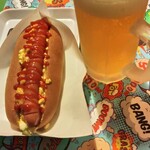 ホットドッグ&ビアー砦 - 