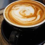 コンマ コーヒー - カフェラテ