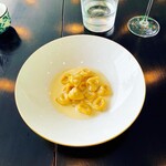 グッチオステリアダマッシモボットゥーラ トウキョウ - 