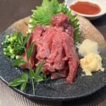 本格水炊きと博多もつ鍋 地鶏と九州料理 居酒屋 鳥邸 - 