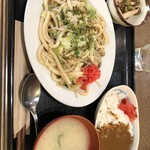 Apple - 焼きうどんとカレーライス定食ランチ