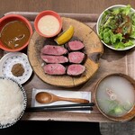 新宿焼肉 牛たんの檸檬 - 名物『極み』厚切り牛タン焼定食　¥2900