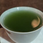 万 - 綺麗な色。本当に仰る通り、翡翠のようです