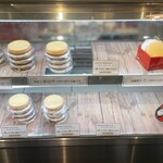 観音屋 - テイクアウトはデンマークチーズケーキのみ!!