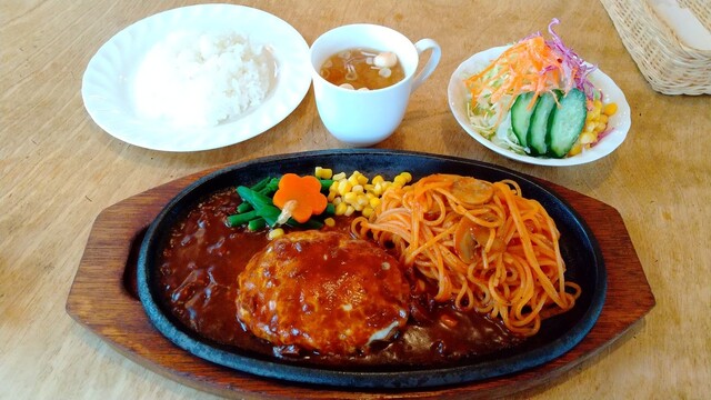 ぐりーんぐらす 白石｜落ち着いた雰囲気の喫茶店