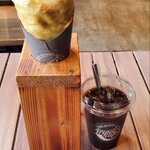 Tripot cafe BAKE stand - バジルチキンのクレープと玄米コーヒー