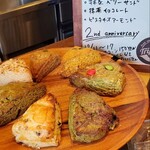 Tripot cafe BAKE stand - 150円スコーン