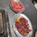 焼肉・ホルモン酒場 肉乃山 - 