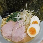 横浜家系ラーメン たけし家 - 