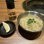 中目黒焼肉 登牛門 - 