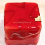 Hills House Dining 33 Pâtisserie à la Maison - 