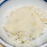 あんちすてーき とろろ麦めし 豚丸 - 