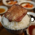 炭火焼肉ホルモンさわいし - 