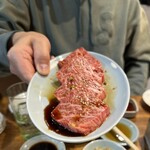 炭火焼肉ホルモンさわいし - 