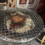 Tamaniha Yakiniku - 厚切り牛タン　
