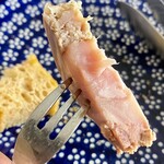 Abats - ウサギと無花果のテリーヌ アップ