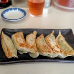 長崎らーめん 西海製麺所 - アゴだしラーメン餃子セット1180円税込み。