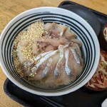 Ajiya - マアジ丼