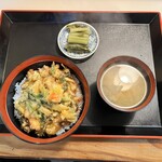 立花 - かき揚げ丼（税込み１１００円）