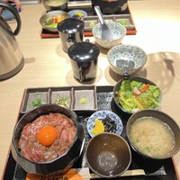 炭火和牛焼肉もうもう亭 広小路店 - 