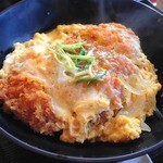 とんかつの専門店津田 - ロースカツ丼